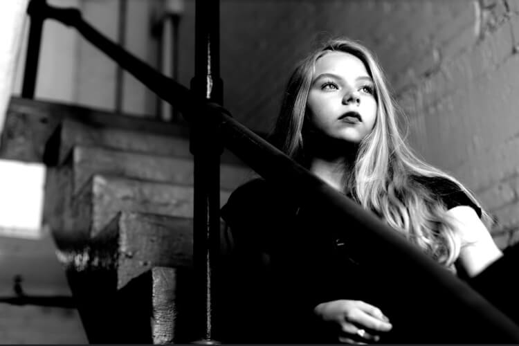 Lydia Briggs Releases New Song Silver Rings