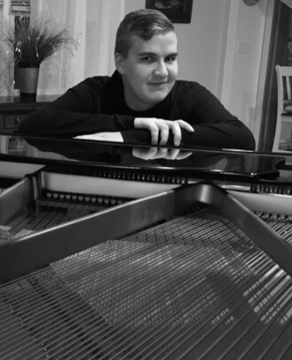 Keyboard Teacher Nicholas Filomeno